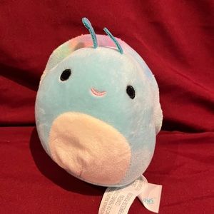 Squishmallow freya the snail 3.5”